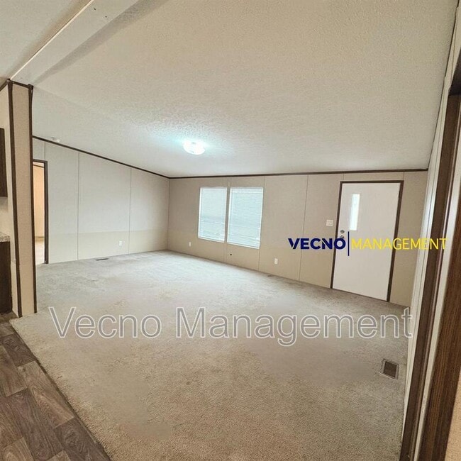 Building Photo - 842 Corinne Dr