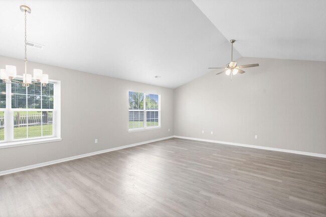Building Photo - 5703 Candlewood Dr