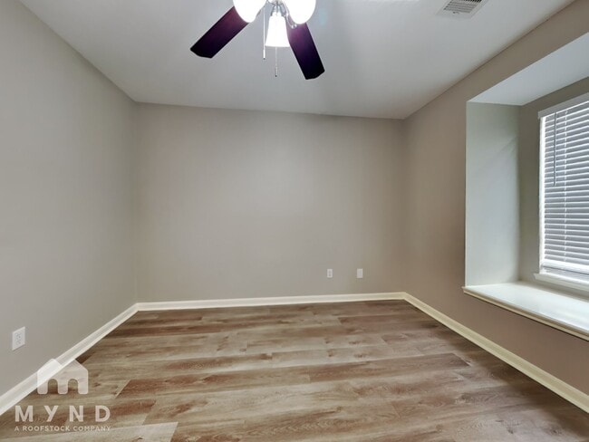 Building Photo - 7102 Cypress Pr Dr