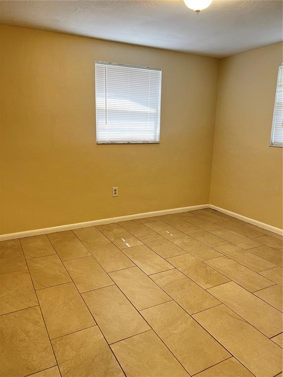 Building Photo - 5606 Mirada Dr