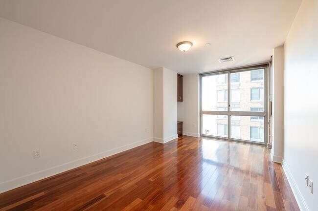 Building Photo - 201 Marin Blvd