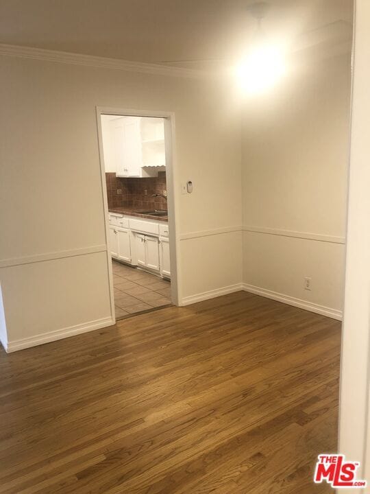 Building Photo - 8360 Blackburn Ave