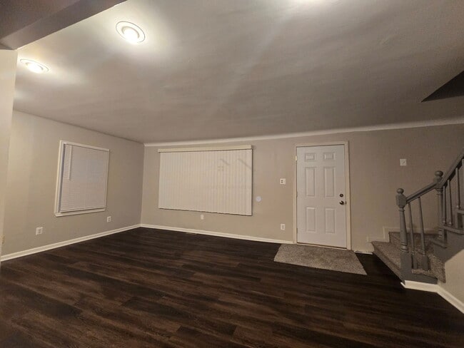 Building Photo - 22023 Poinciana St
