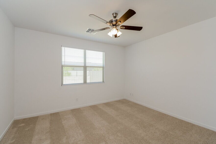 Building Photo - 14446 W Hackamore Dr.