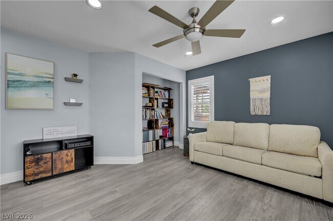 Building Photo - 1289 Vietti St