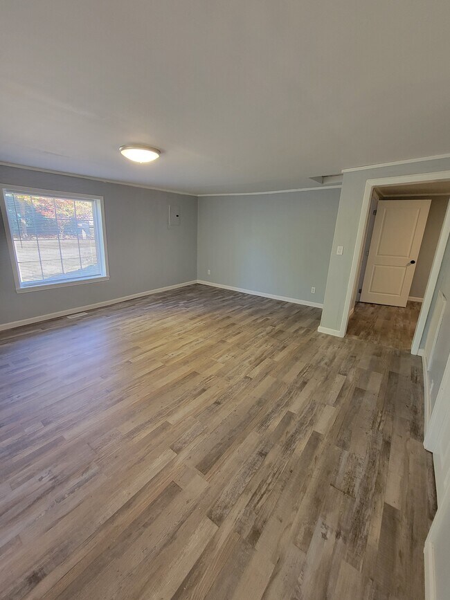 Building Photo - 360 Dudney Hill Ln