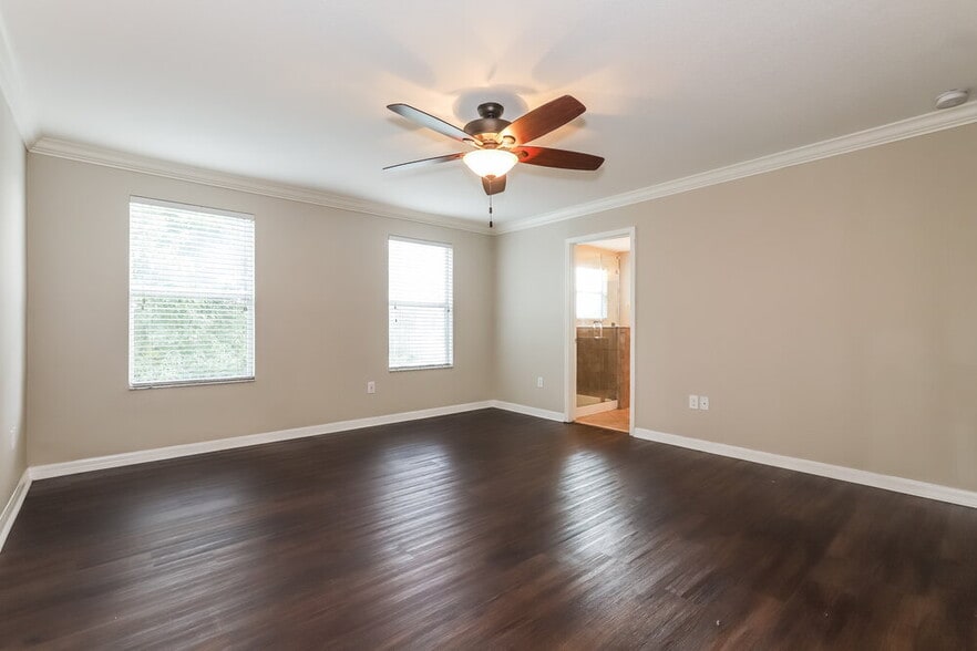Building Photo - 10525 Summer Azure Dr