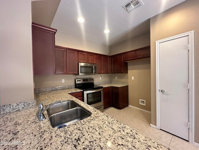 Building Photo - 2538 N 73rd Dr