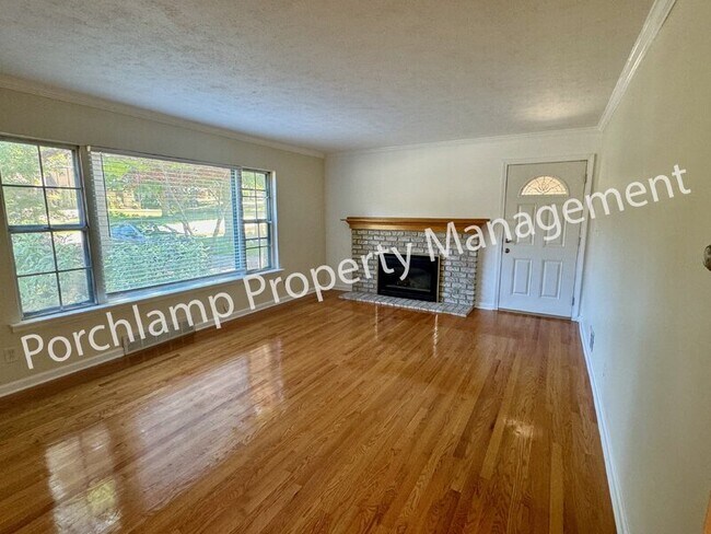 Building Photo - 2615 Coit Ave NE