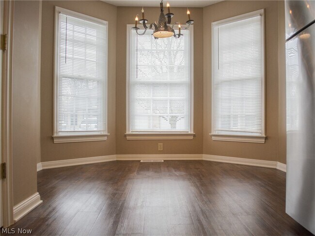 Building Photo - 9647 Market St