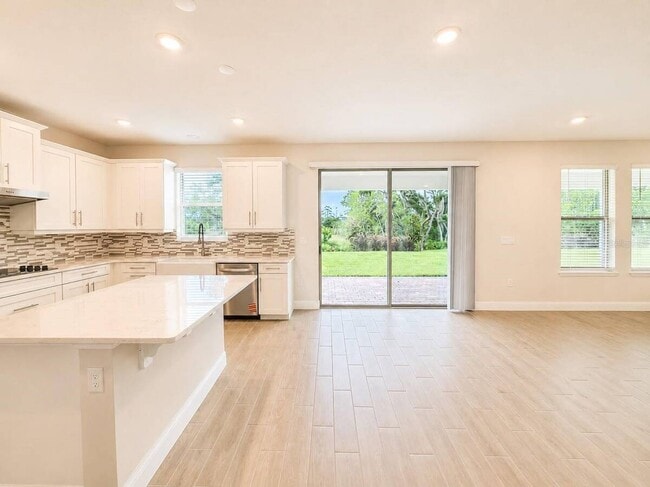Building Photo - 18035 Cider Ml Ln
