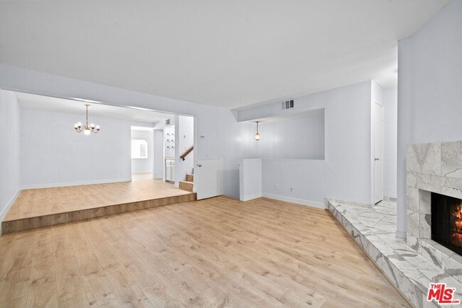 Building Photo - 7904 Topanga Canyon Blvd