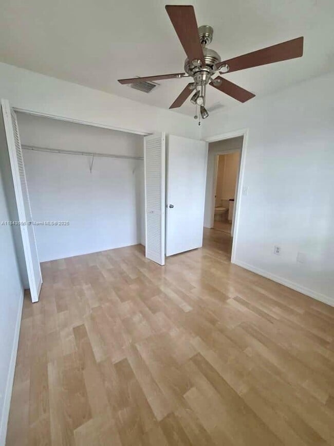 Building Photo - 2184 NE 167th St