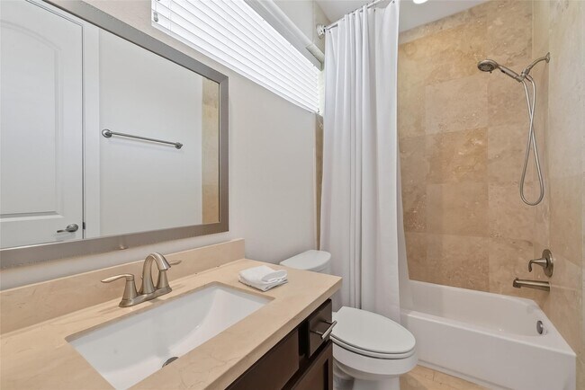 Building Photo - 1508 Beall St