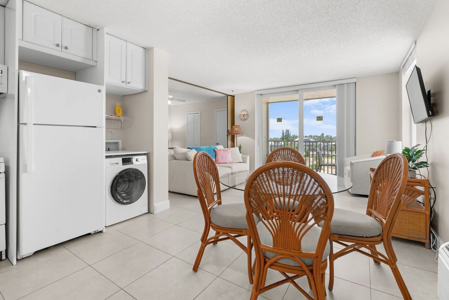 Building Photo - 5600 Bonita Beach Rd SW