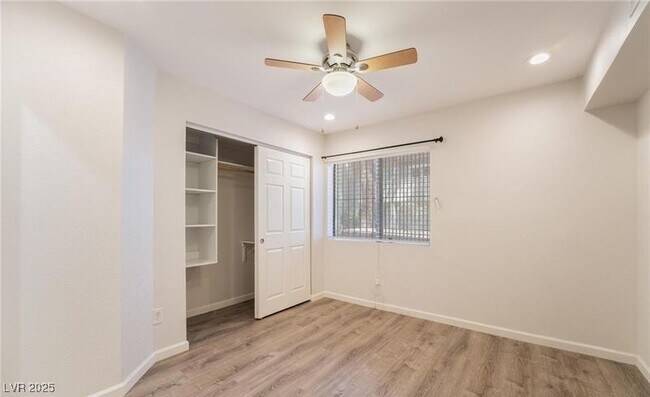 Building Photo - 3591 Arville St