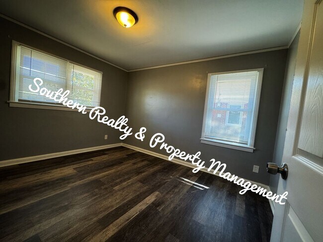 Building Photo - 1114 Druid Hills Dr