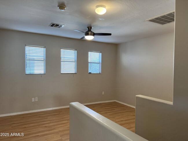 Building Photo - 4220 E Orchid Ln