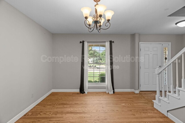 Building Photo - 16610 Green Needle Ct