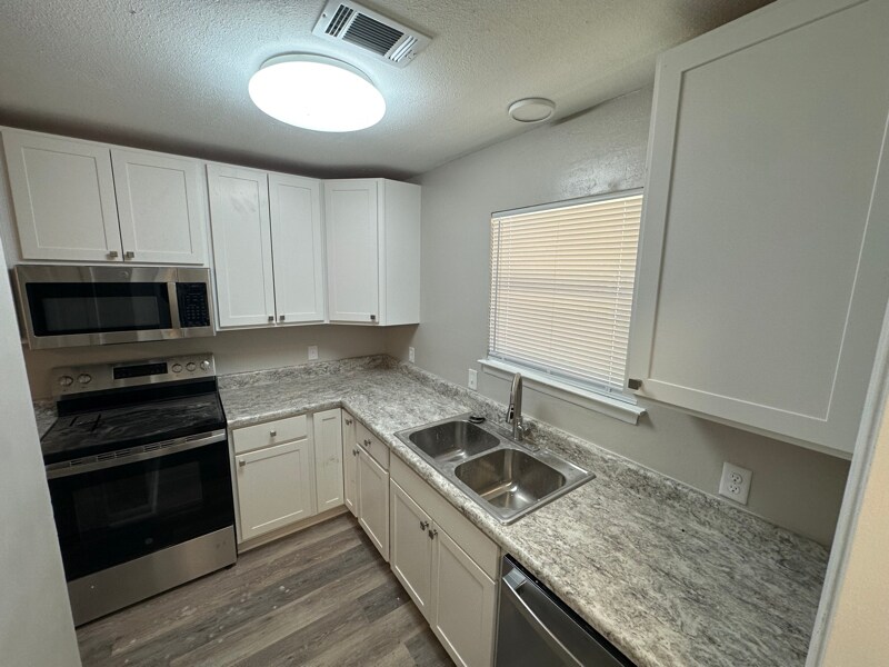 Building Photo - 6307 Jack St