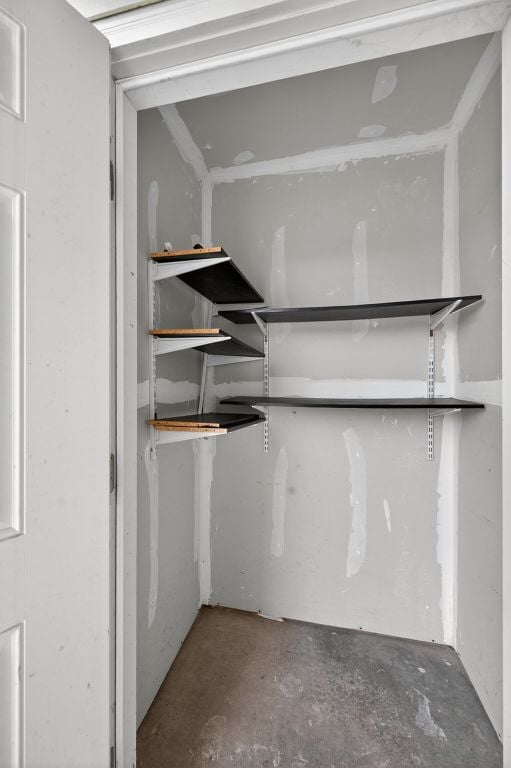 Building Photo - 1313 Piedmont Cir