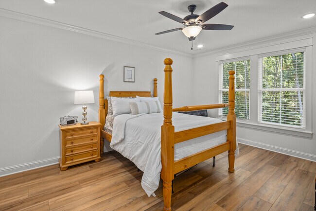 Building Photo - 27 Duxford Cir