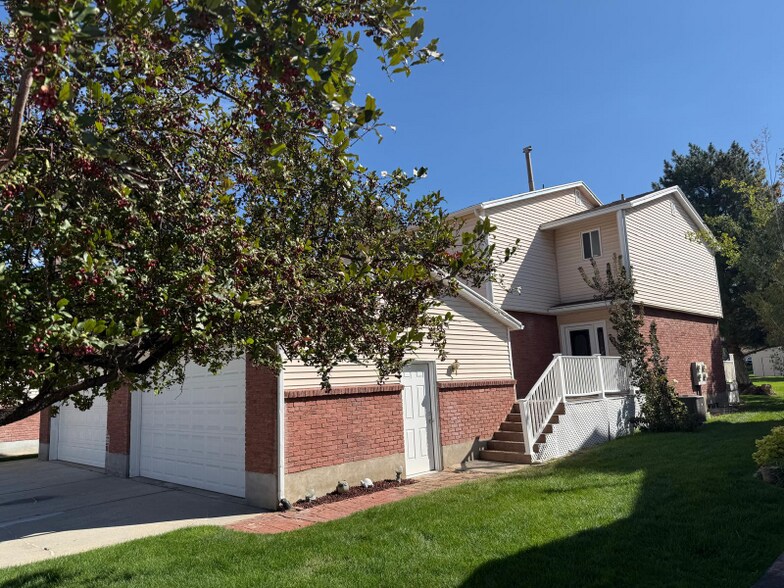 Building Photo - 8335 S 1050 E