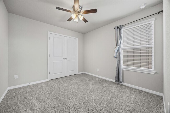 Building Photo - 1649 Settlers Glen Dr