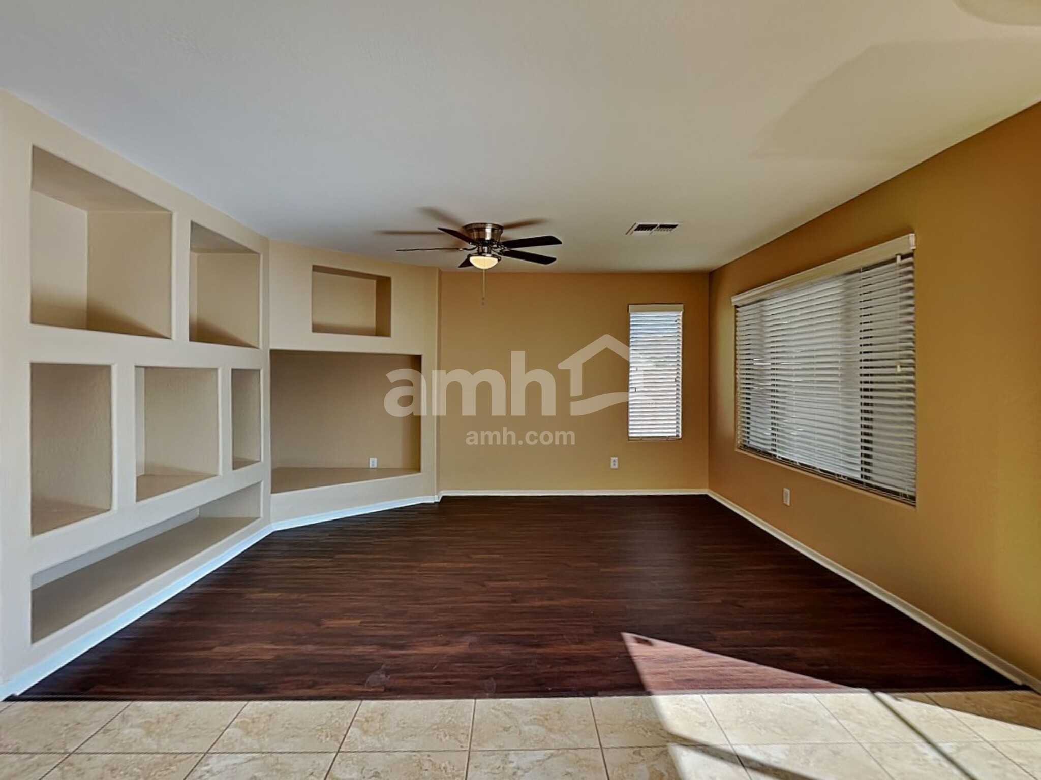 Building Photo - 3221 S 93rd Ave