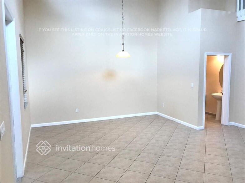 Building Photo - 946 NW 206th St