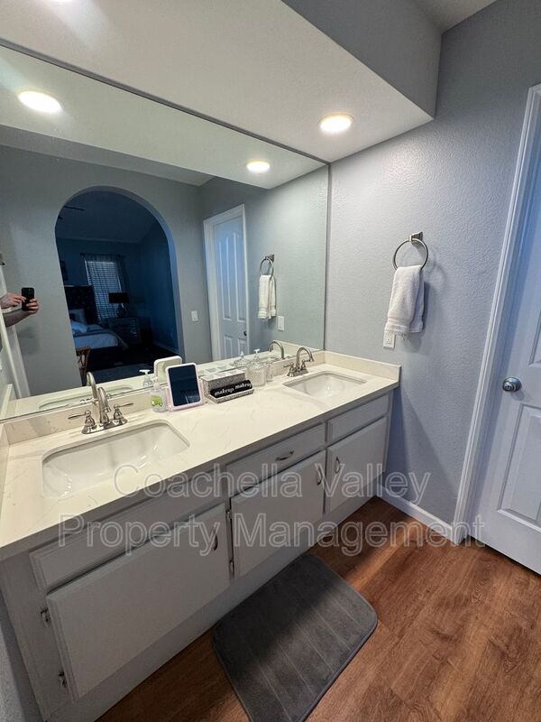 Building Photo - 44060 Dalea Ct