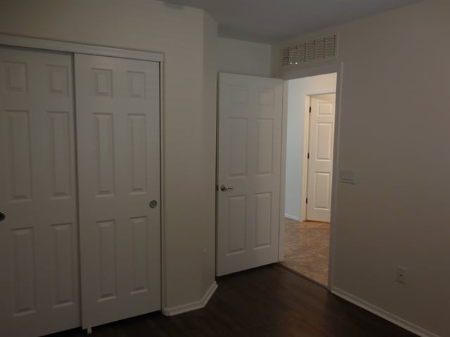 Building Photo - 1281 W Molinetto Dr