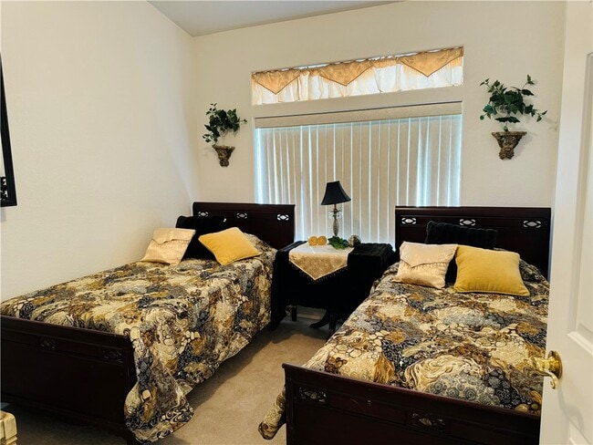 Building Photo - 2057 Sandtrap Ln