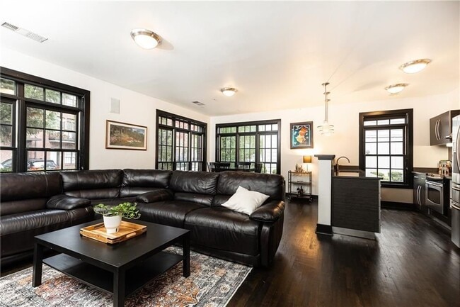 Building Photo - 1300 DeKalb Ave NE