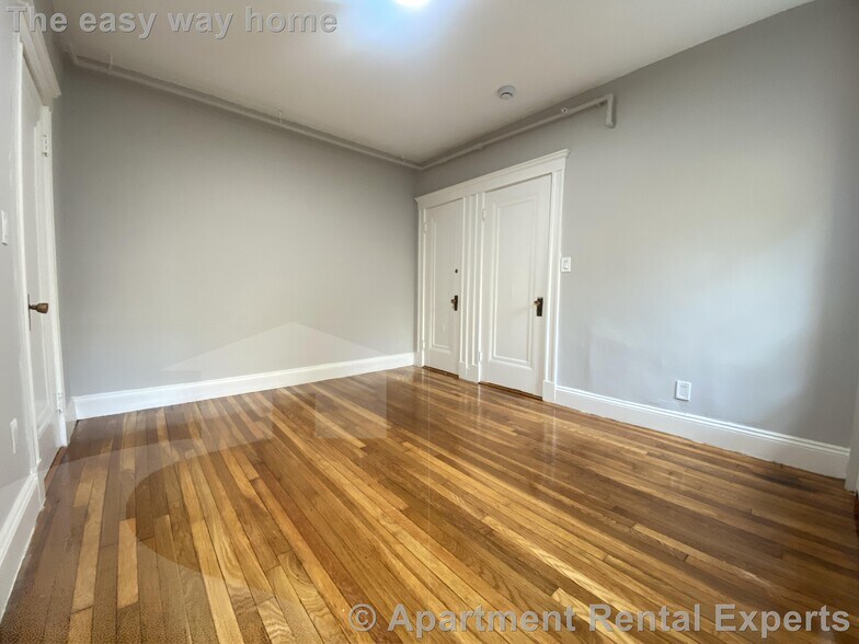 Building Photo - 1558 Massachusetts Ave