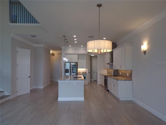 Building Photo - 3655 Bal Harbor Blvd