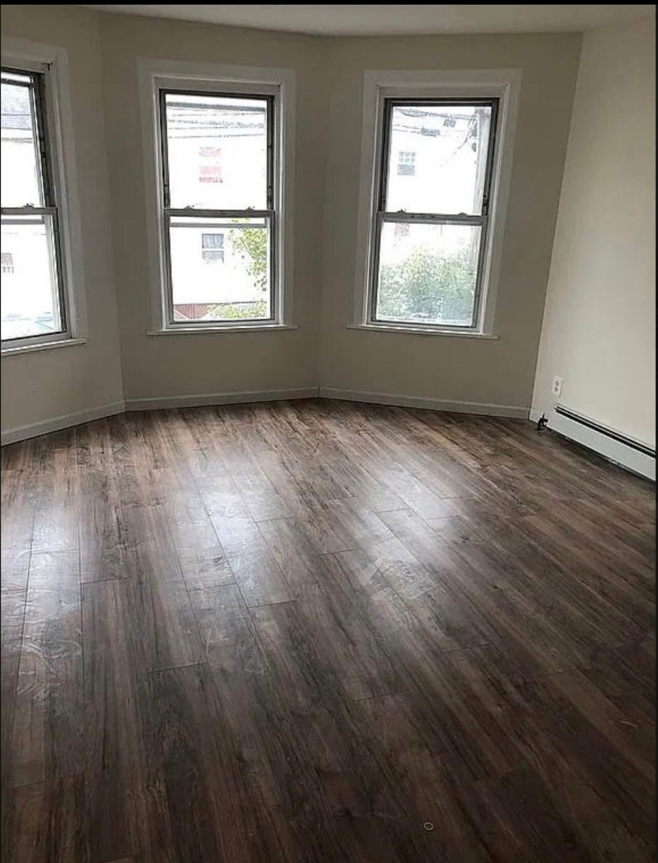 Building Photo - 173 Slater St