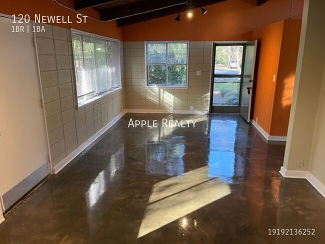 Building Photo - 120 Newell St