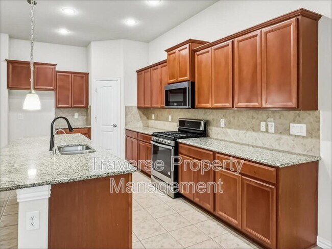 Building Photo - 8120 Charford Dr