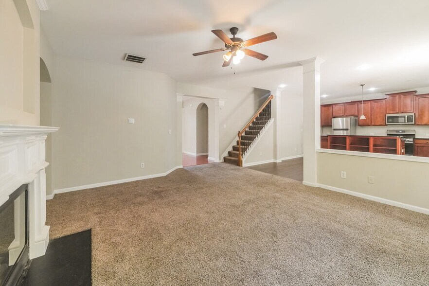 Building Photo - 4290 Rosehall Ct