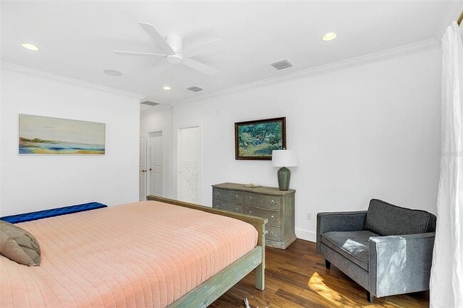 Building Photo - 1640 Palm Ave