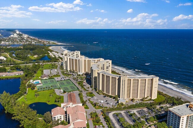 Building Photo - 300 Ocean Trail Way