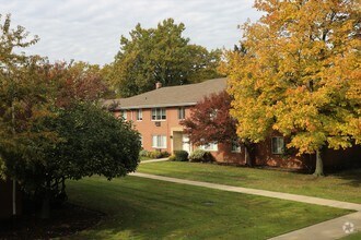 Golden Gate Gardens - Mayfield Heights, OH | Apartment Finder