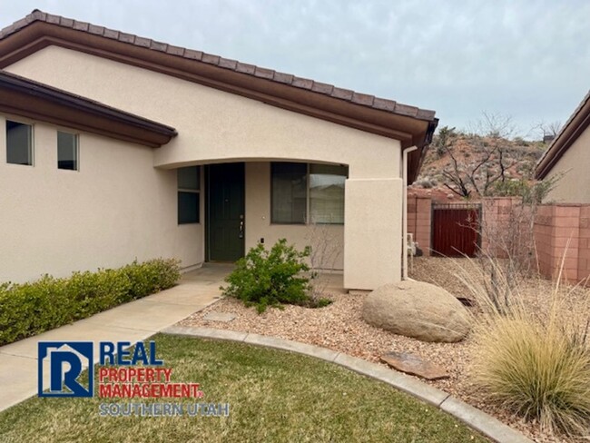 Building Photo - Beautiful Home in Coral Canyon