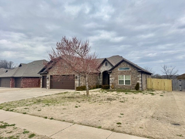 Building Photo - 209 Pebble Beach Dr