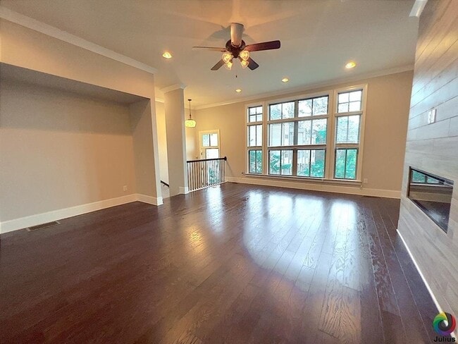 Building Photo - 4254 Spruce Pine Alley