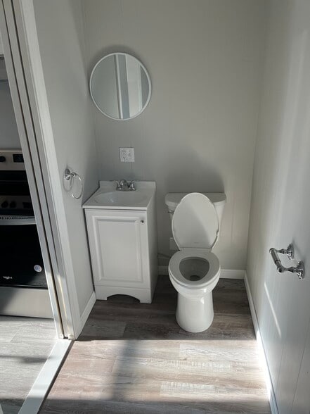 Building Photo - 14 Uncle Sams Ln