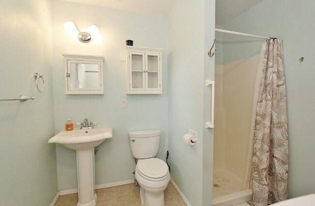 Building Photo - 12603 W Castlewood Dr