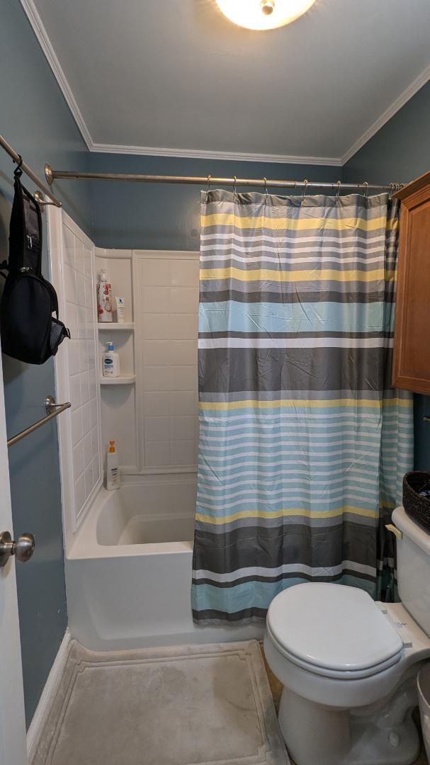 Building Photo - 138 Parkside Dr