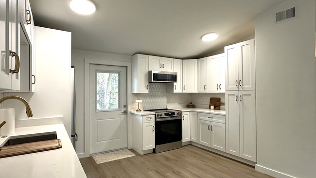 Building Photo - 116 N 20th St